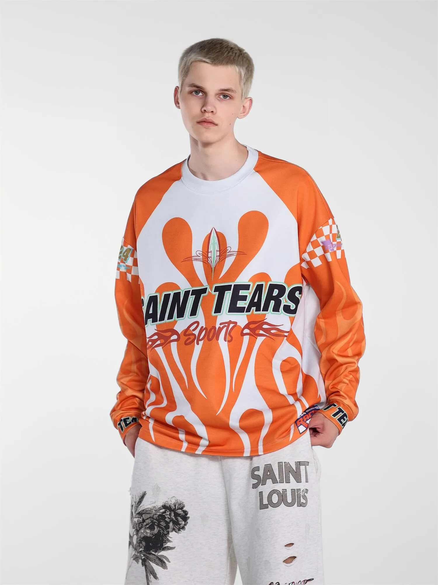 Saint michael tears all-over printed long-sleeved vintage autumn and winter T-shirt Style number: 121 Size: M L XL Wholesale price: 136 Color: black orange